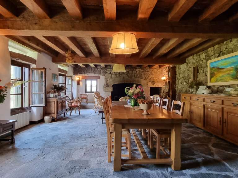 Propriété Le Lac-d'Issarlès - 6 chambres - 600m²