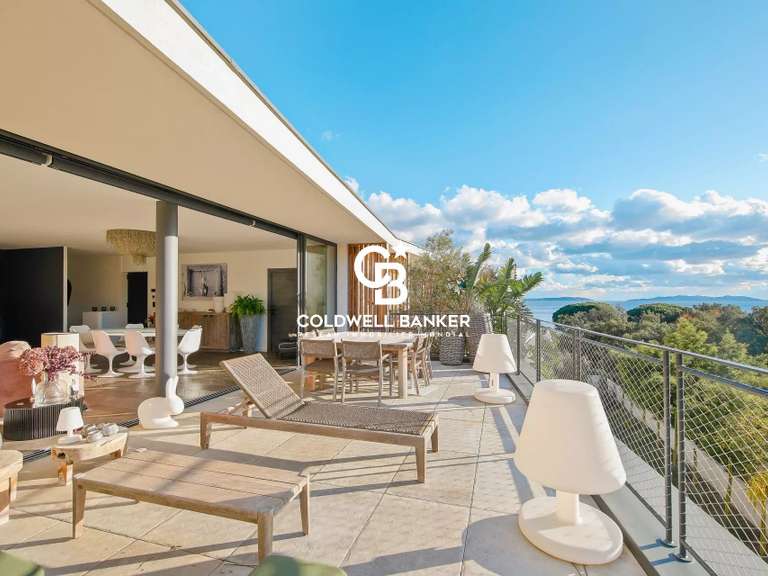 Apartment with Sea view Le Lavandou - 4 bedrooms - 184m²