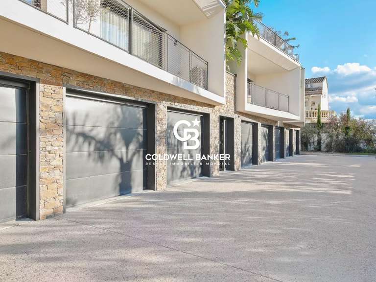 Apartment with Sea view Le Lavandou - 4 bedrooms - 184m²