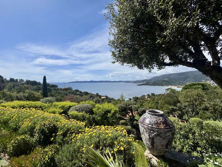 House with Sea view Le Lavandou - 7 bedrooms - 210m²