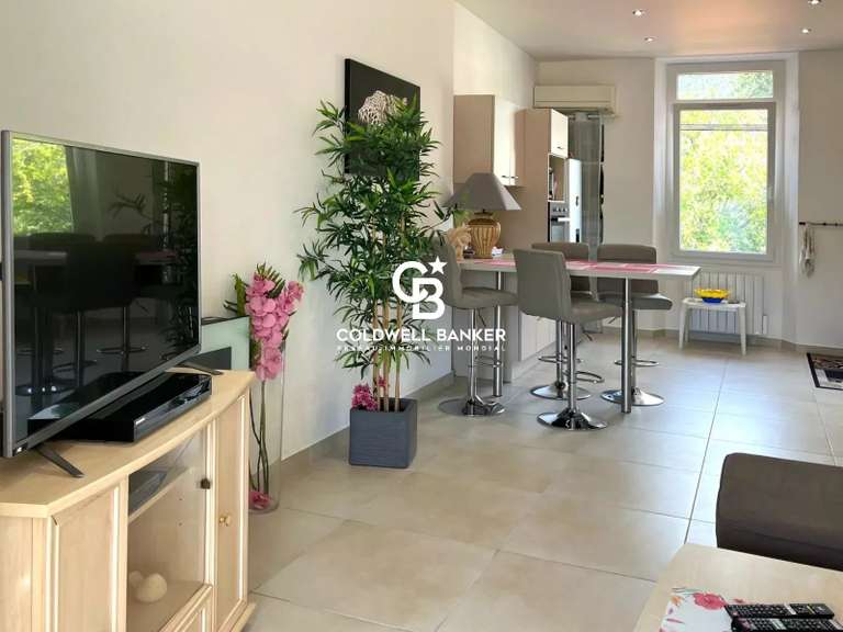 Maison Le Lavandou - 1 chambre - 163m²