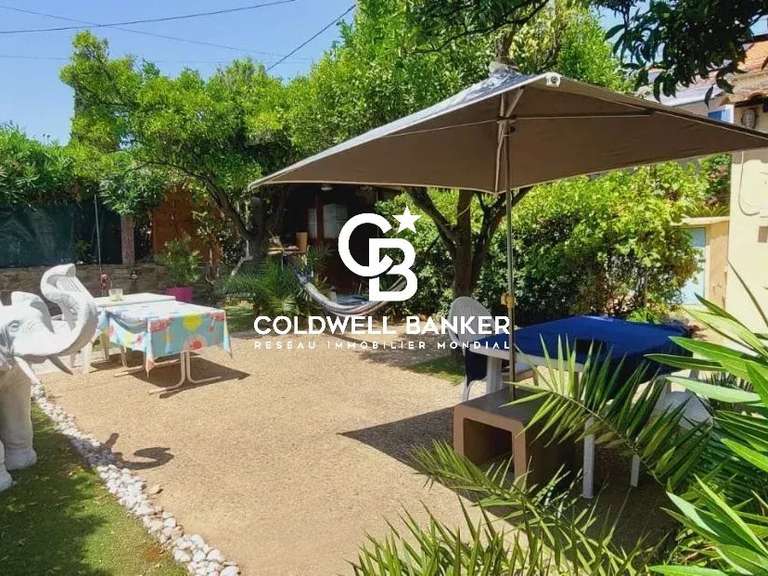 Maison Le Lavandou - 1 chambre - 163m²