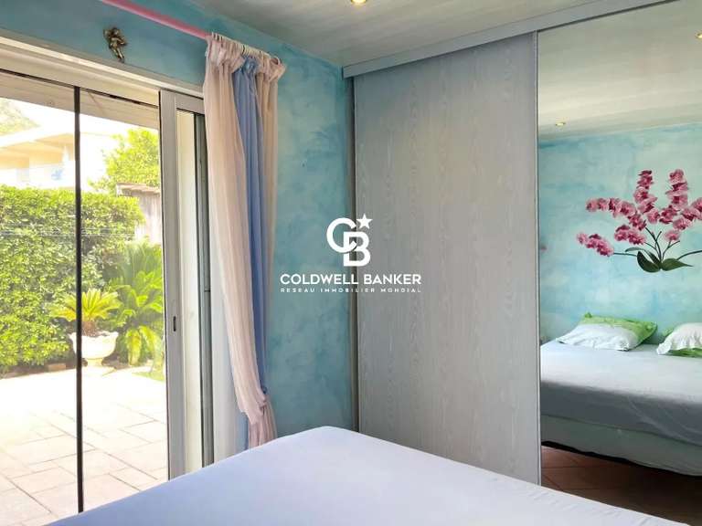 Maison Le Lavandou - 1 chambre - 163m²