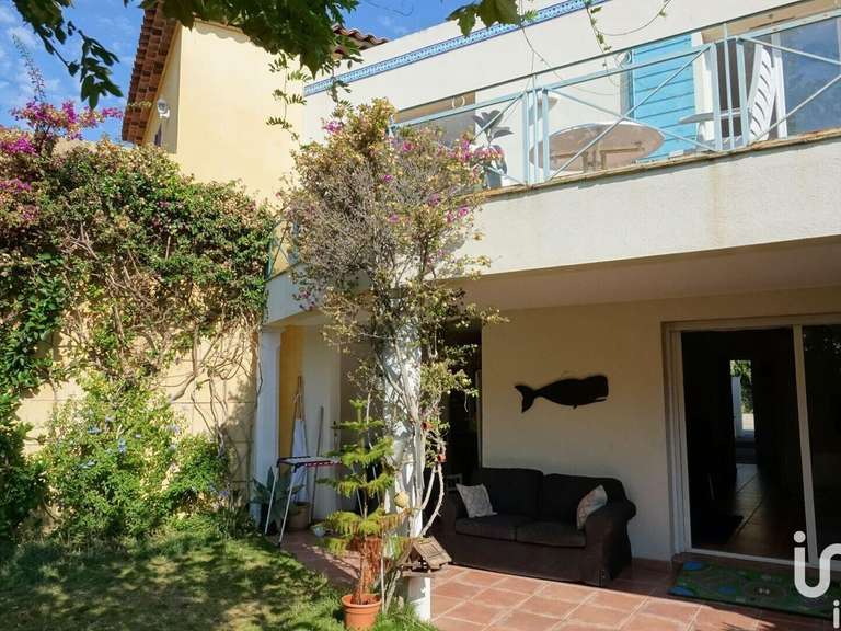 Villa for Sale Le Lavandou BellesPierres