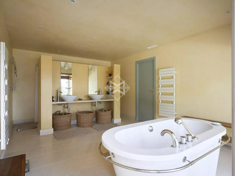 Villa Le Lavandou - 6 bedrooms - 340m²