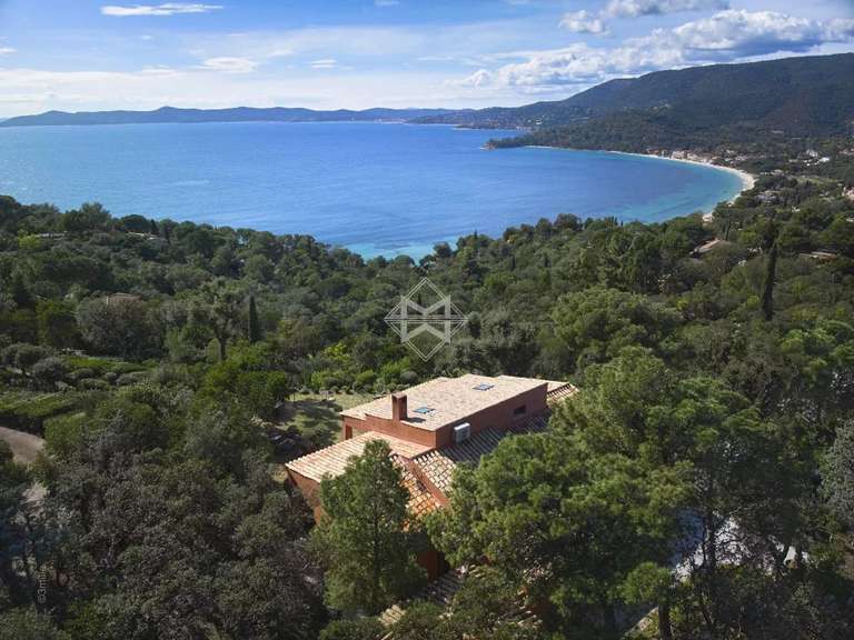 Villa Le Lavandou - 6 bedrooms - 210m²