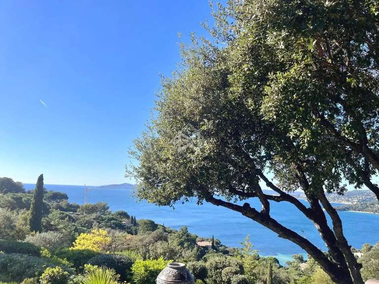 Villa Le Lavandou - 6 bedrooms - 210m²