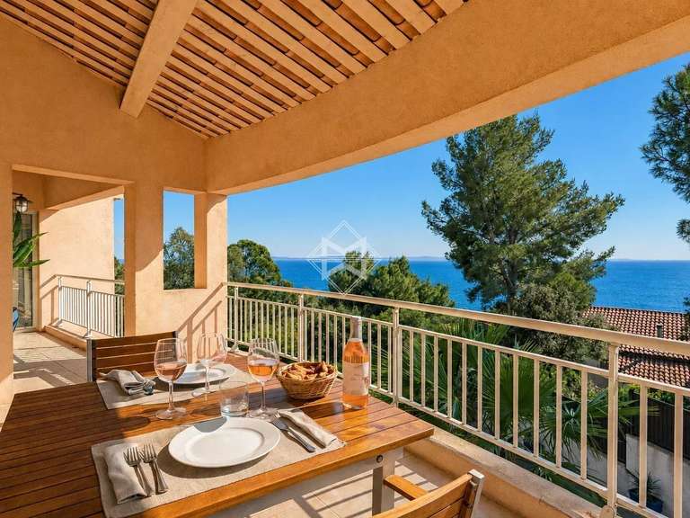 Villa avec Vue sur mer Le Lavandou - 3 chambres - 241m²