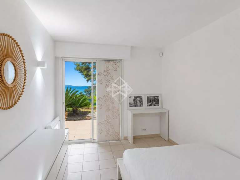 Villa avec Vue sur mer Le Lavandou - 3 chambres - 241m²