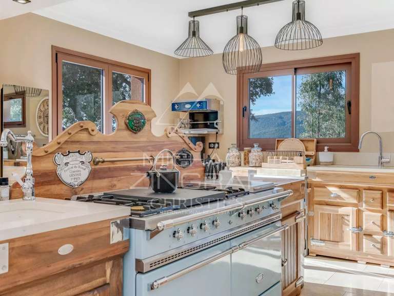 Villa avec Vue sur mer Le Lavandou - 6 chambres - 220m²