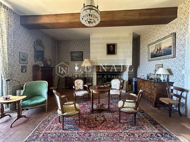 Manoir Le Loroux-Bottereau - 8 chambres - 397m²