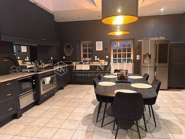 Propriété Le Loroux-Bottereau - 7 chambres - 540m²