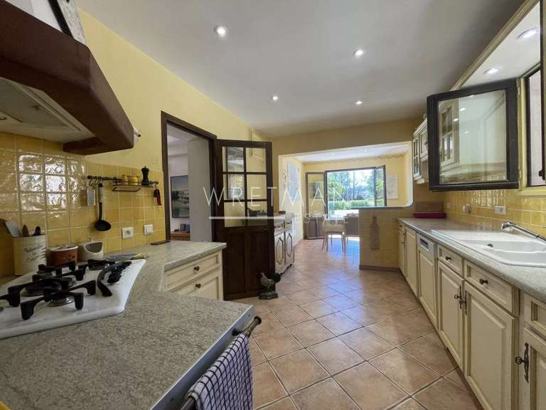 Villa Le Luc - 5 chambres - 238m²