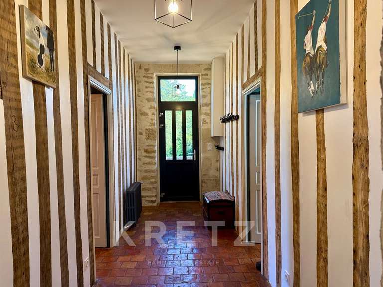 Manor Le Mans - 8 bedrooms - 255m²