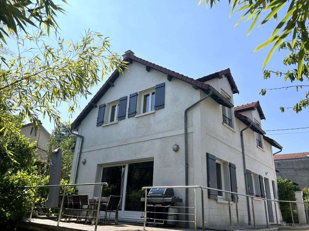Maison Le Mesnil-le-Roi