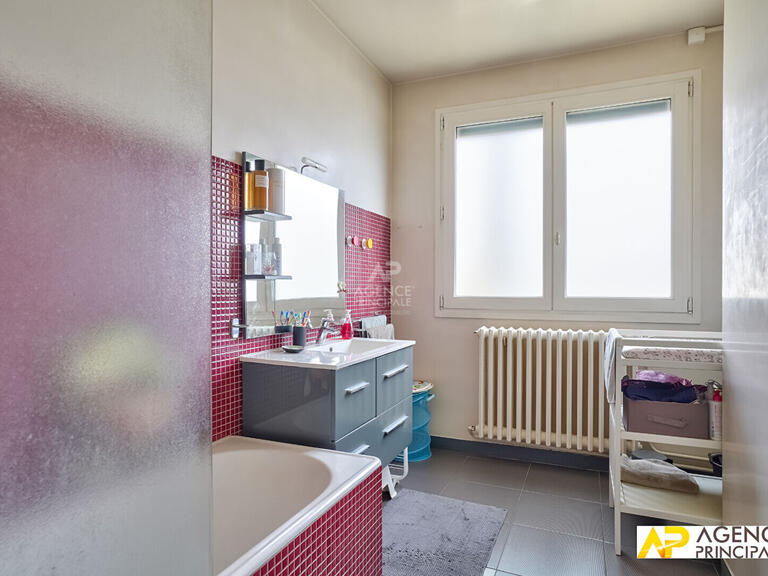 Maison Le Mesnil-le-Roi - 4 chambres - 175m²