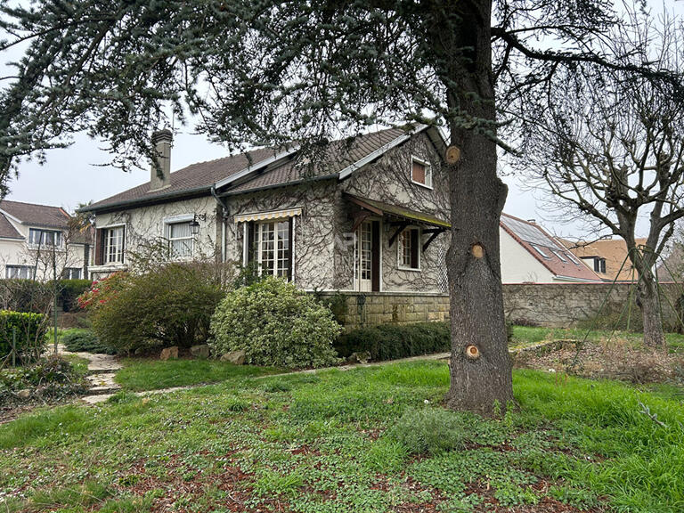 Maison Le Mesnil-le-Roi - 3 chambres - 123m²