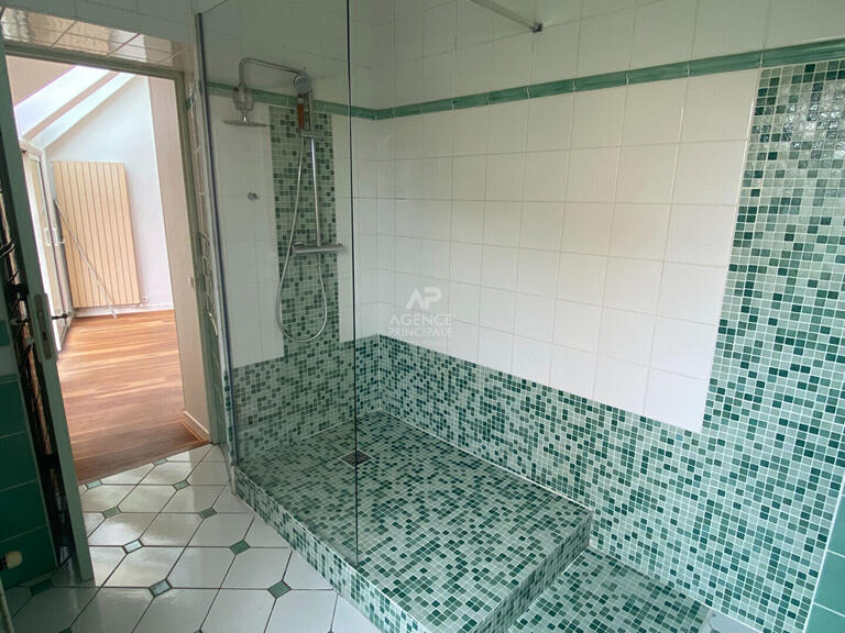 Maison Le Mesnil-le-Roi - 4 chambres - 140m²