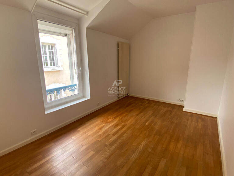 Maison Le Mesnil-le-Roi - 4 chambres - 140m²