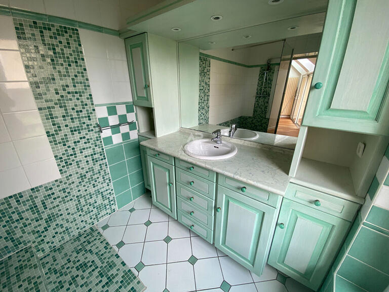 Maison Le Mesnil-le-Roi - 4 chambres - 140m²
