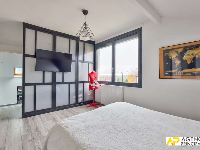 House Le Mesnil-le-Roi - 4 bedrooms - 165m²