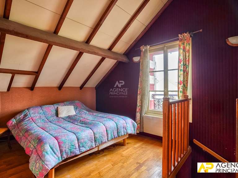 House Le Mesnil-le-Roi - 3 bedrooms - 134m²