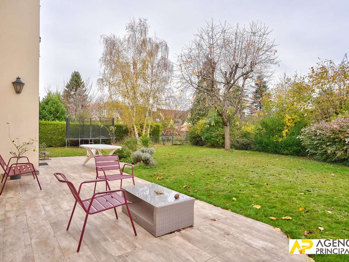 Maison Le Mesnil-le-Roi