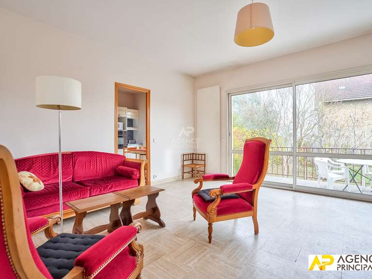 House Le Mesnil-le-Roi - 3 bedrooms - 134m²