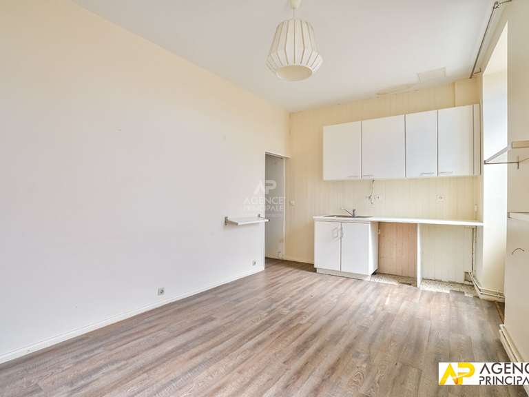 Maison Le Mesnil-le-Roi - 4 chambres - 192m²