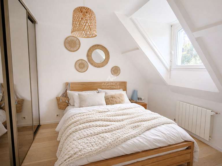 Maison Le Mesnil-le-Roi - 5 chambres - 153m²