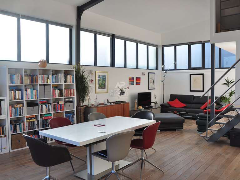 Maison Le Mesnil-le-Roi - 3 chambres - 215m²