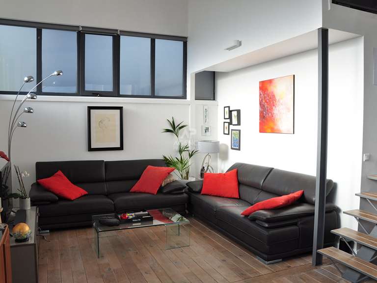 Maison Le Mesnil-le-Roi - 3 chambres - 215m²