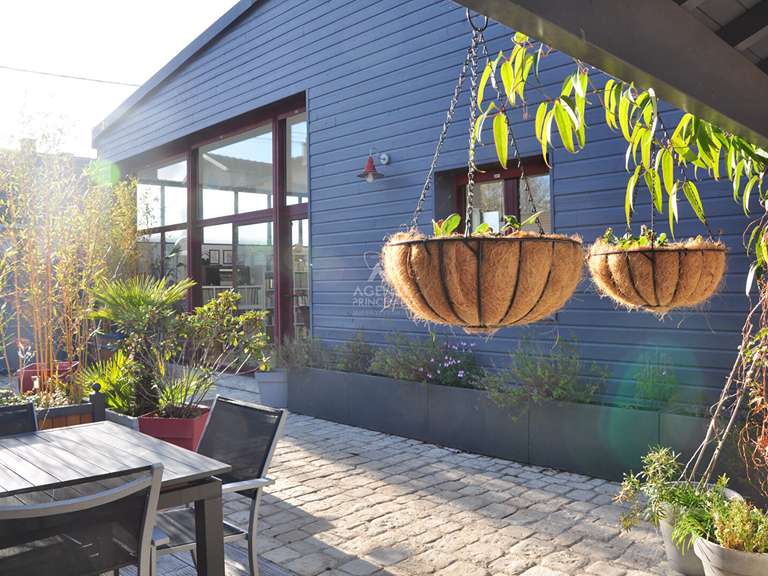 Maison Le Mesnil-le-Roi - 3 chambres - 215m²