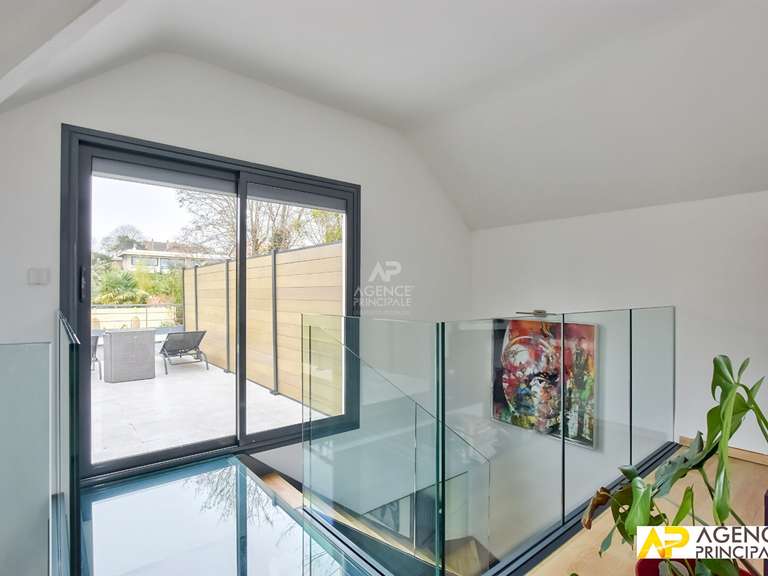 House Le Mesnil-le-Roi - 4 bedrooms - 165m²