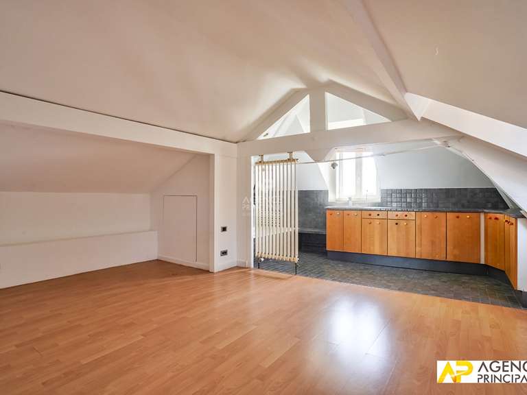 Maison Le Mesnil-le-Roi - 4 chambres - 192m²