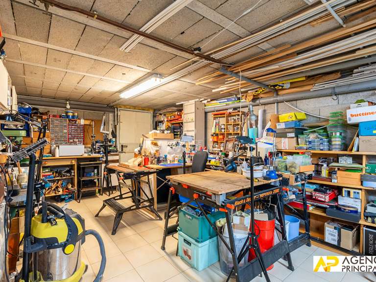 Maison Le Mesnil-le-Roi - 6 chambres - 200m²