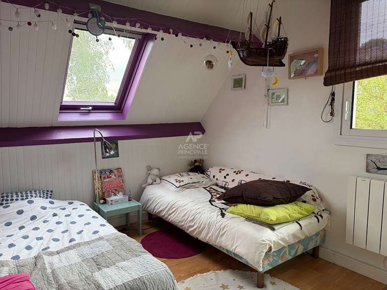 Maison Le Mesnil-le-Roi - 4 chambres - 162m²