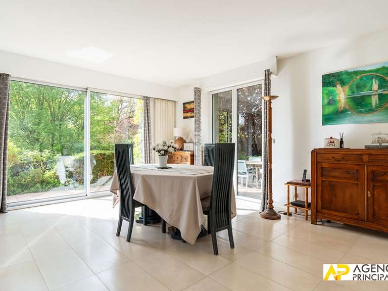 Maison Le Mesnil-le-Roi - 4 chambres - 162m²