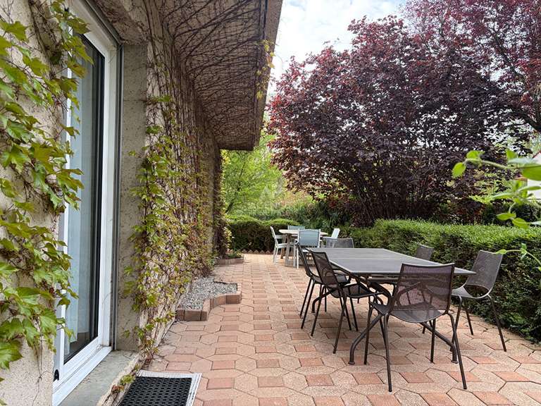 Maison Le Mesnil-le-Roi - 4 chambres - 162m²