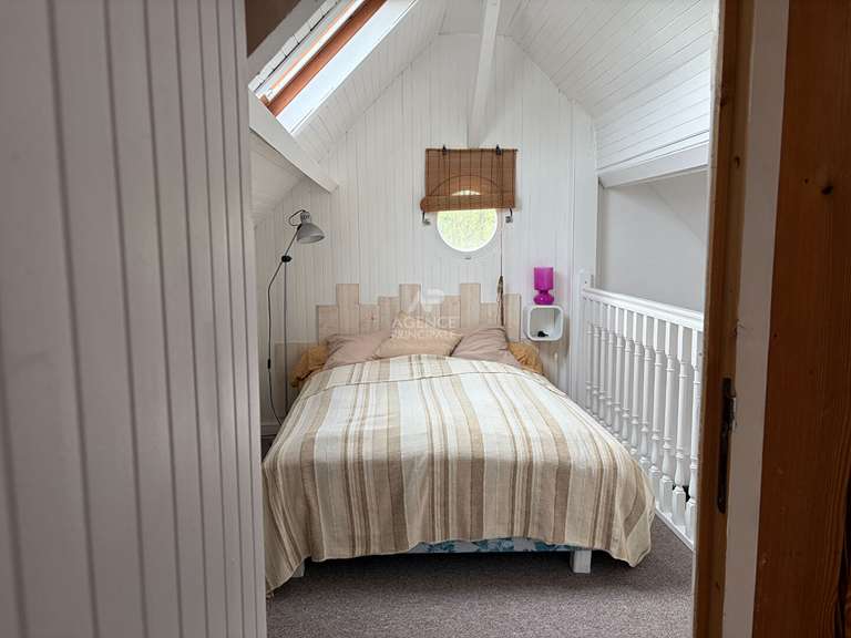 Maison Le Mesnil-le-Roi - 4 chambres - 162m²