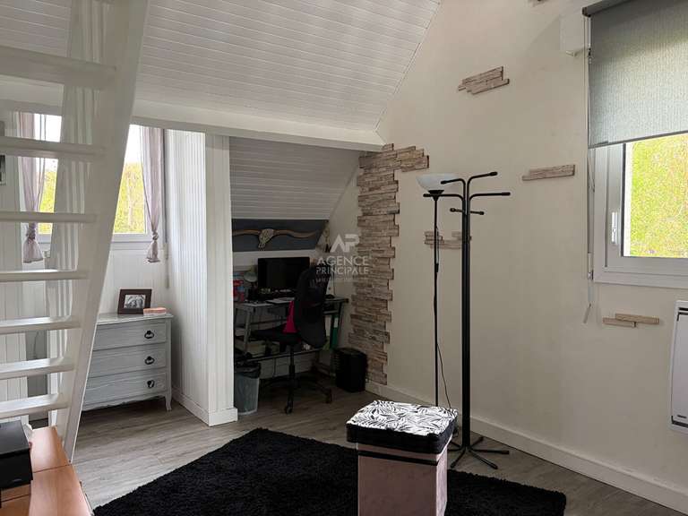 Maison Le Mesnil-le-Roi - 4 chambres - 162m²