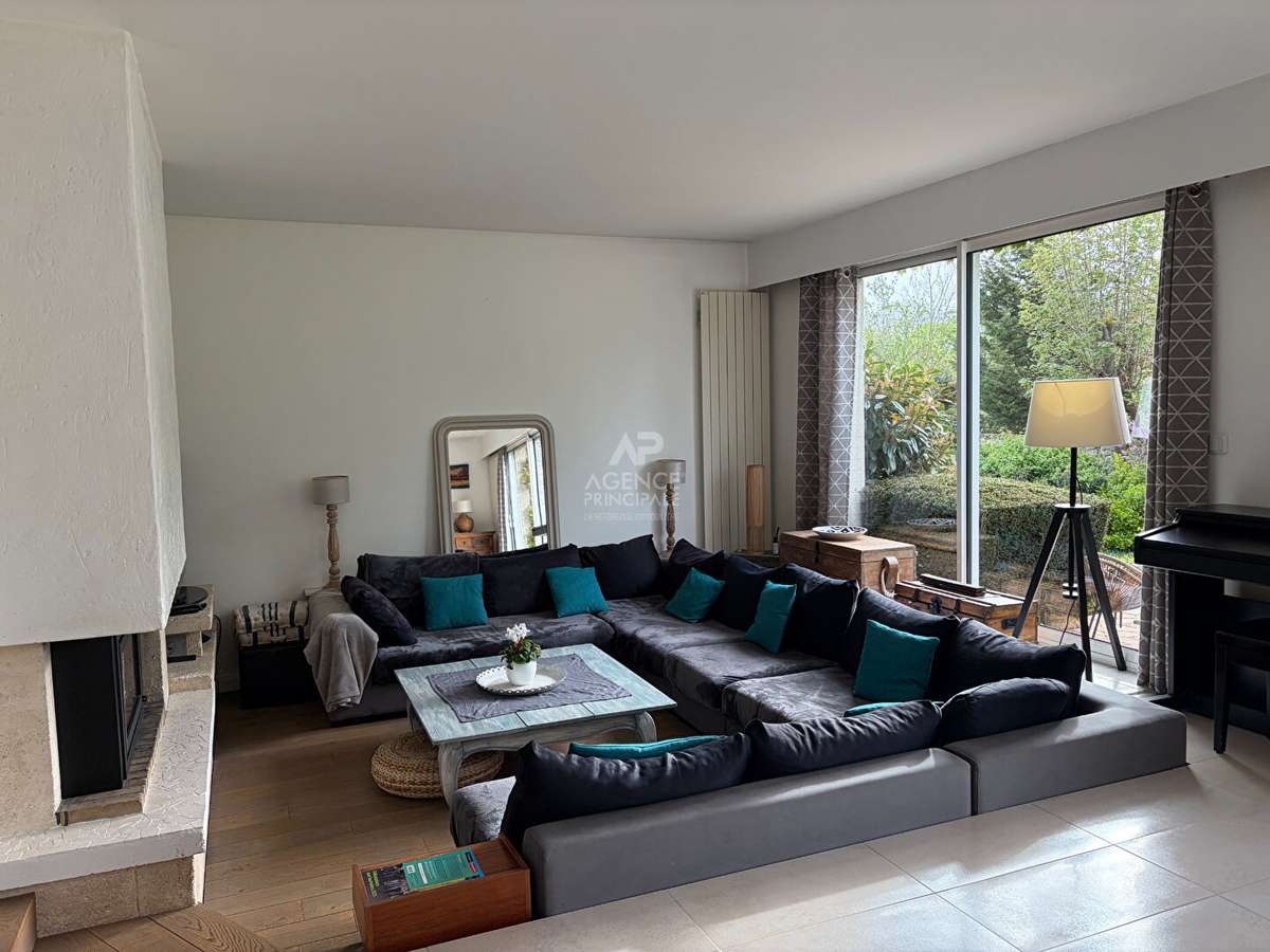 Maison Le Mesnil-le-Roi