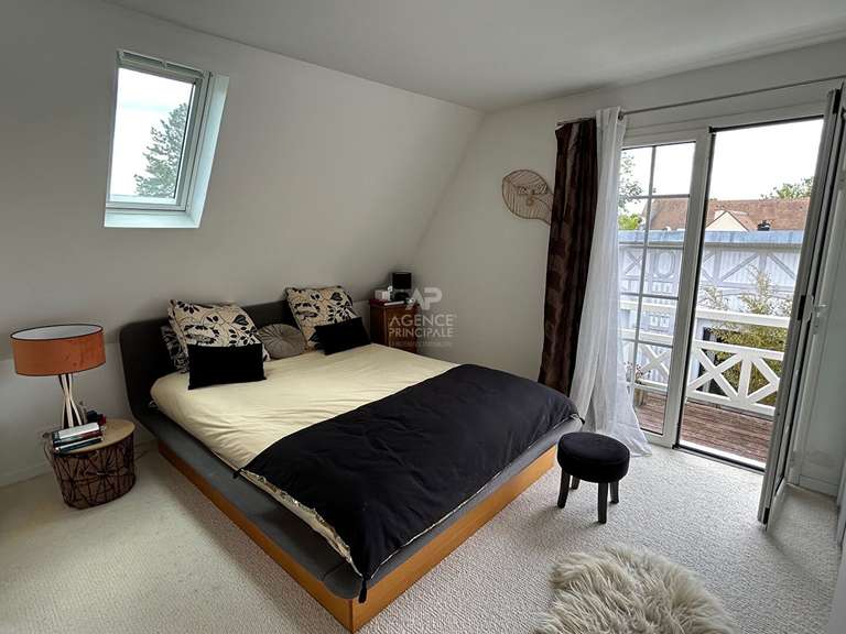 House Le Mesnil-le-Roi - 6 bedrooms - 168m²