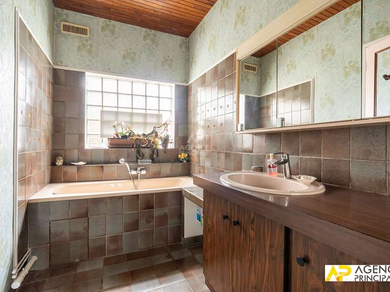 Maison Le Mesnil-le-Roi - 3 chambres - 129m²