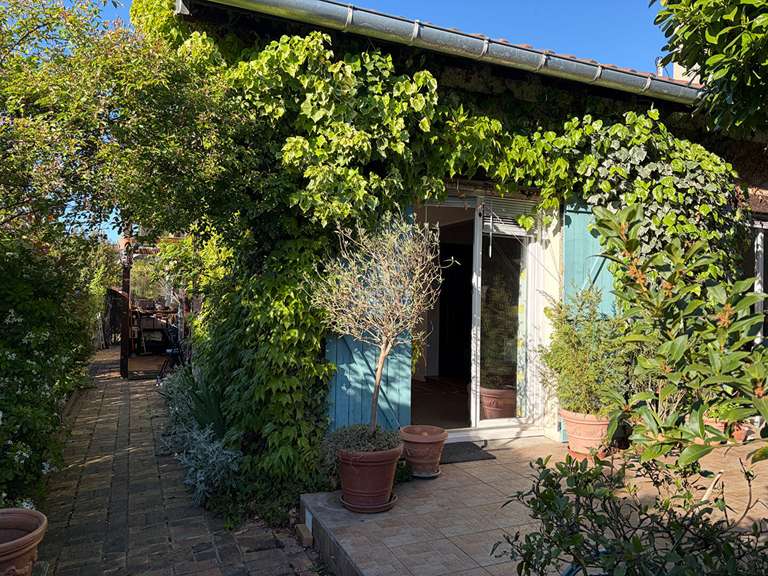 Maison Le Mesnil-le-Roi - 3 chambres - 129m²