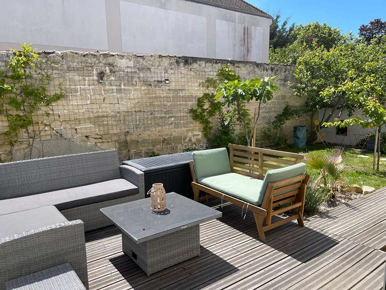 Maison Le Mesnil-le-Roi - 4 chambres - 143m²