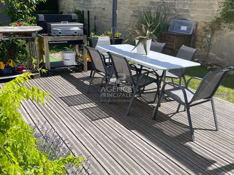 Maison Le Mesnil-le-Roi - 4 chambres - 143m²