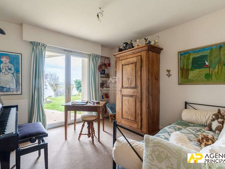 Maison Le Mesnil-le-Roi - 5 chambres - 183m²