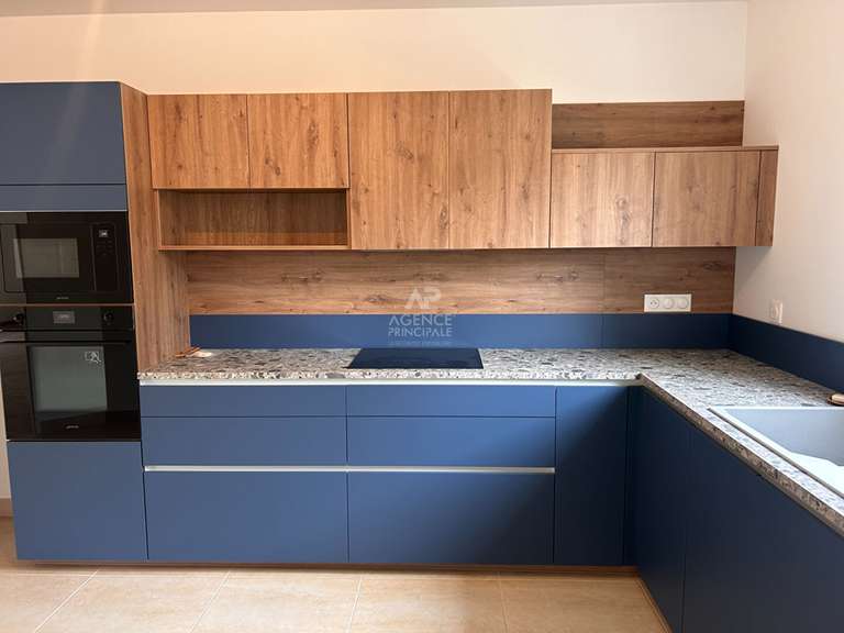 Maison Le Mesnil-le-Roi - 3 chambres - 120m²