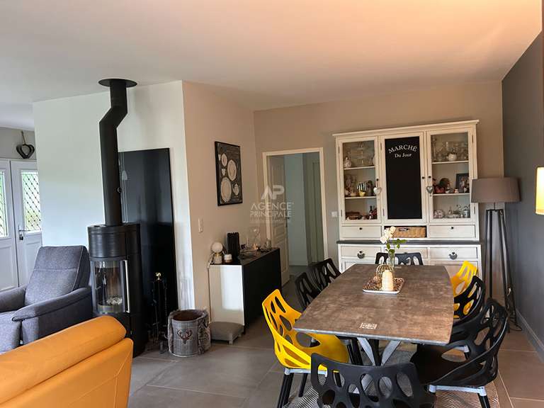 Maison Le Mesnil-le-Roi - 5 chambres - 182m²